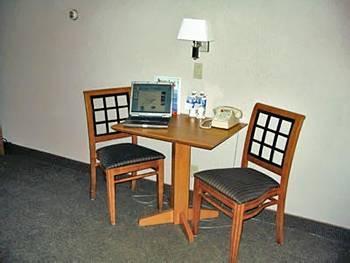 Hotel Red Lion &